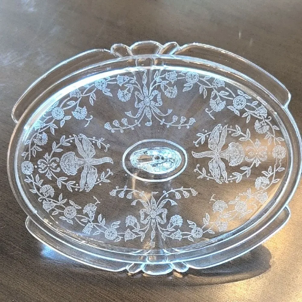 Heisey Glass Elegant Queen Ann Etched Orchid Lemon Dish with Dolphin Finial 1940